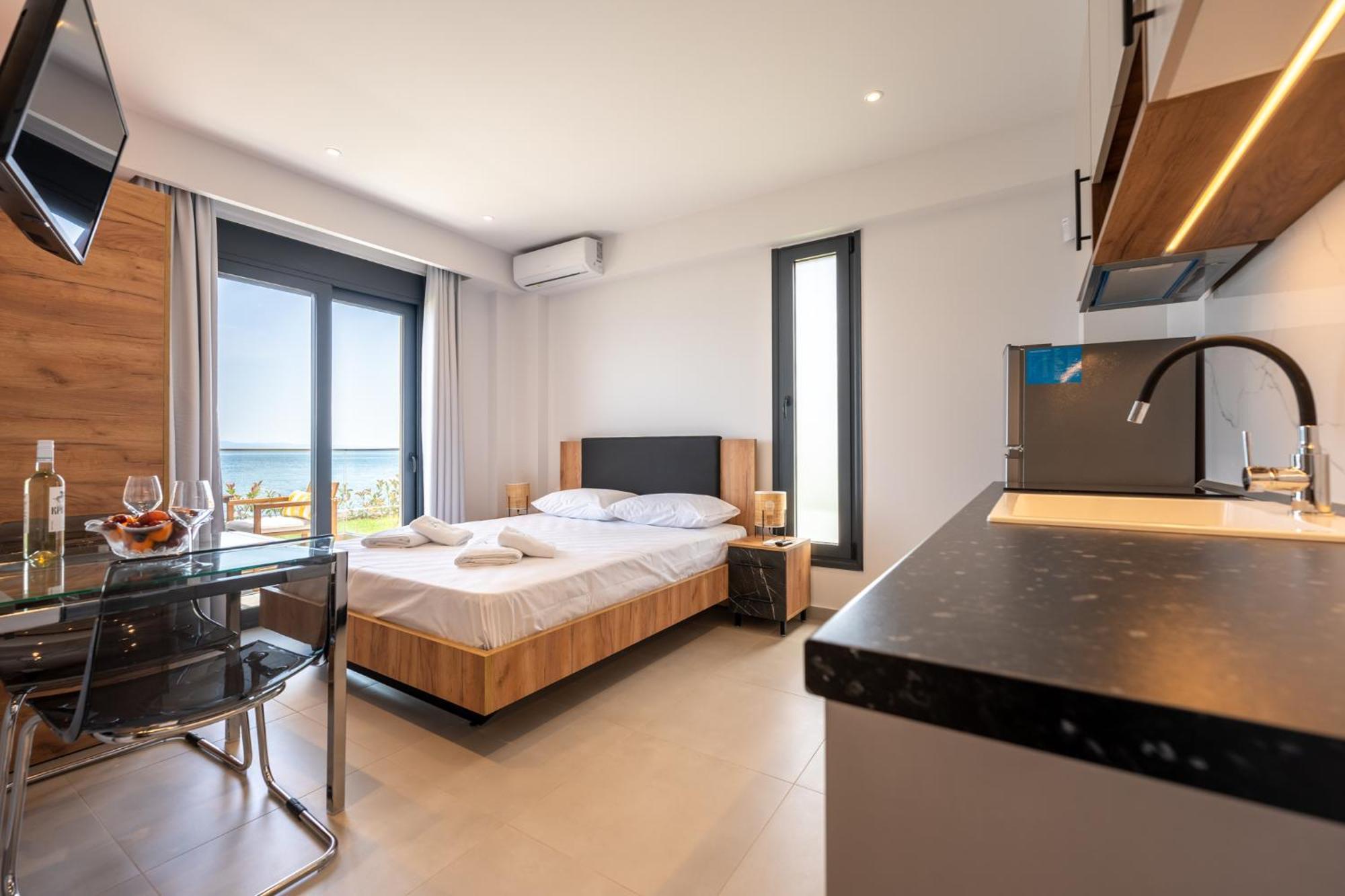 Azzurro E Verde By Rentalspro - Nea Potidaia Halkidiki Nea Poteidaia Exteriér fotografie